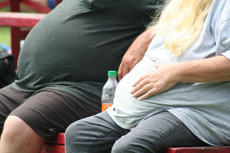 tučných ľudí a potrebu schudnúť